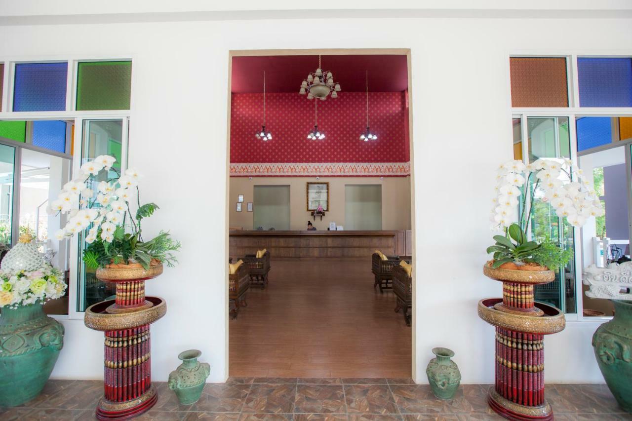 At Ruam Chok Hotel Chiang Mai Extérieur photo